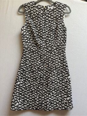 DVF Diane von Furstenberg Yvette Tweed Sleeveless Dress Size 4